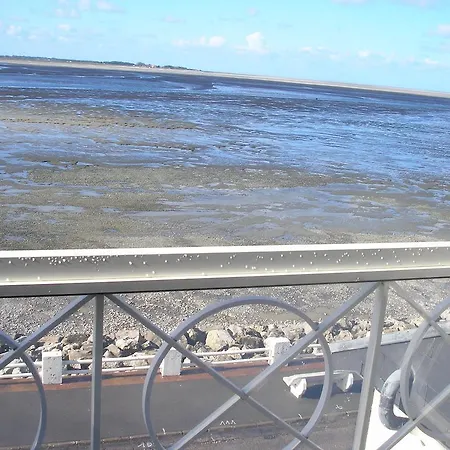 Apartament Le Suffren